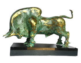EL0043<br>
Bull - XIII<br>
Bronze on Granite<br>
24 x 8 x 17 inches<br>
Available