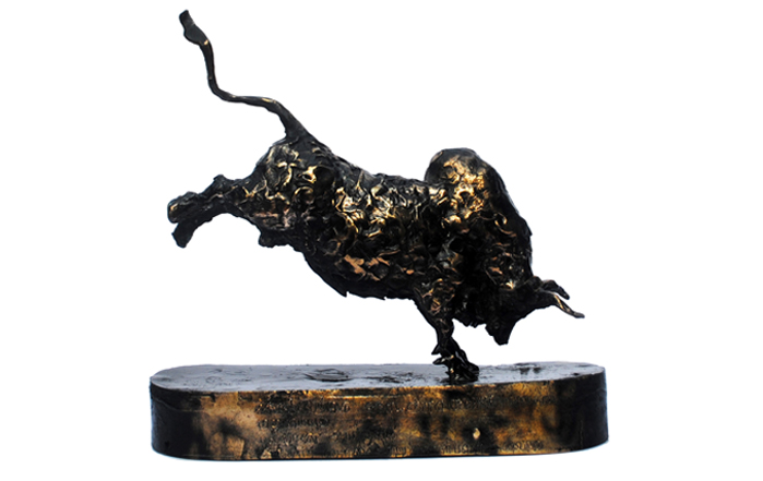 EL0042
Bull - XII
Bronze
13.5 x 4.5 x 13 inches
Unavailable (Can be commissioned)
