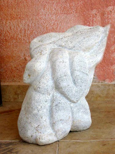 DA11 
Ganesha 6 
Granite 
13 x 11 x 7 inches 
Available